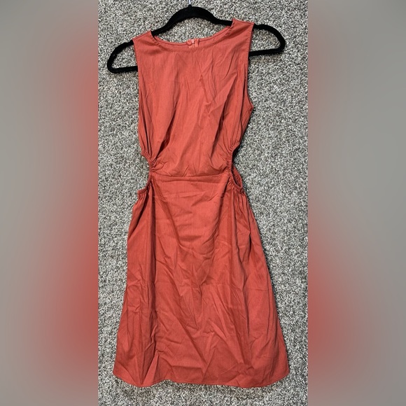 NWOT Summer Mini Dress with Cut-Out Waist Size XS - Picture 4 of 8